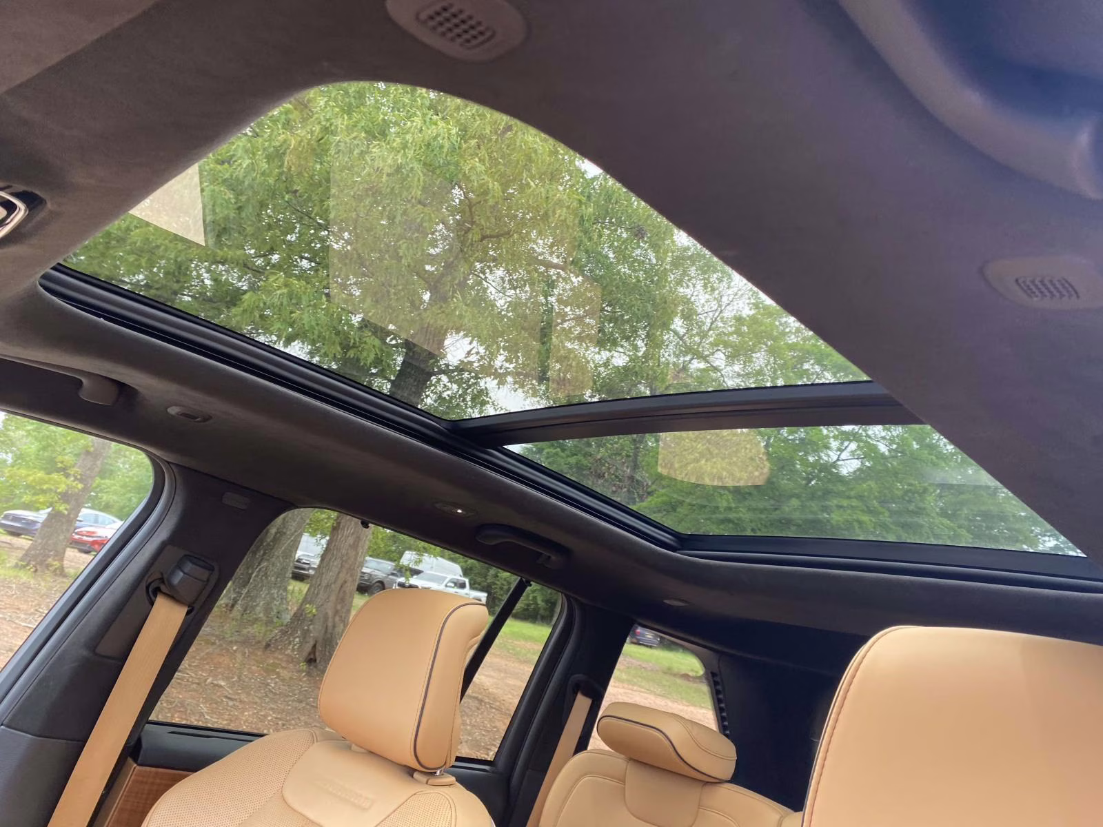 2023 Diamond Black Crystal Pearlcoat Jeep Grand Cherokee Summit Reserve 4X4 SUV