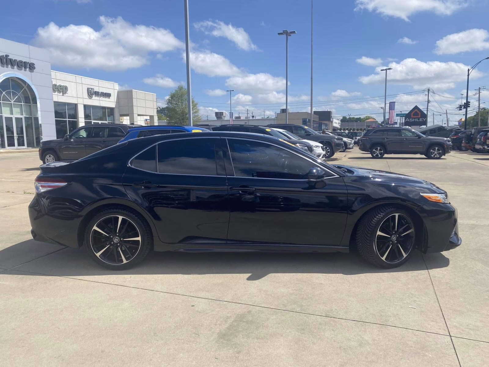 2020 Midnight Black Metallic Toyota Camry XSE V6 FWD Sedan