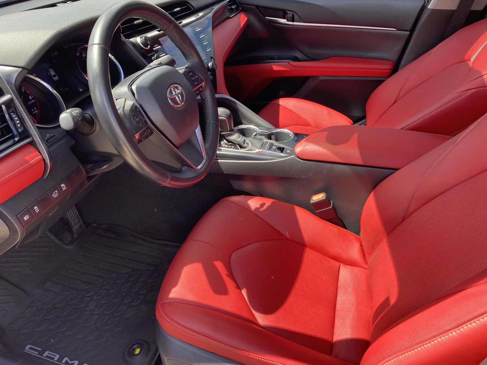 2020 Midnight Black Metallic Toyota Camry XSE V6 FWD Sedan