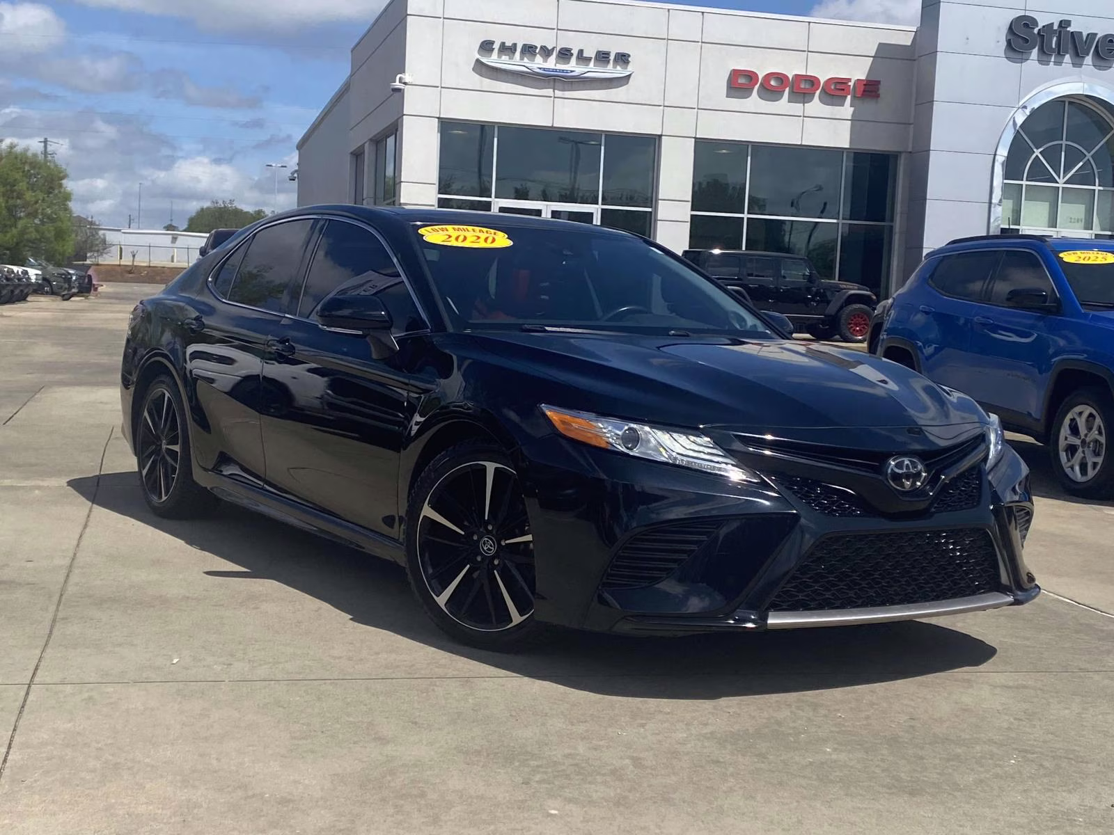 2020 Midnight Black Metallic Toyota Camry XSE V6 FWD Sedan
