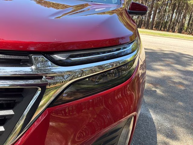 2022 Cherry Red Tintcoat Chevrolet Equinox LT AWD SUV