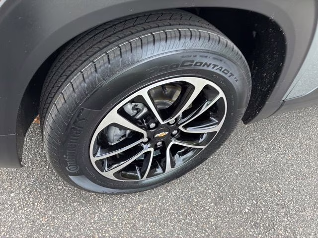 2024 Sterling Gray Metallic Chevrolet Trailblazer LT FWD SUV