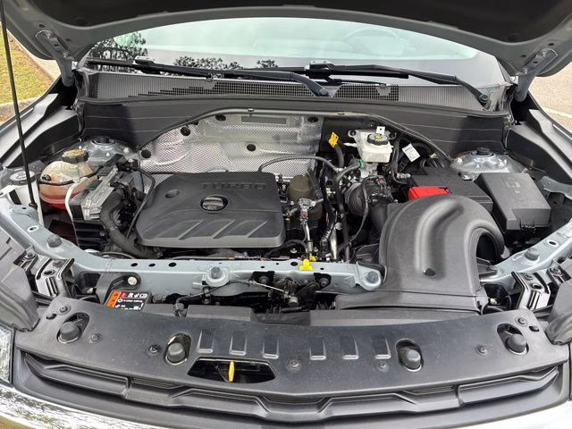 2024 Sterling Gray Metallic Chevrolet Trailblazer LT FWD SUV