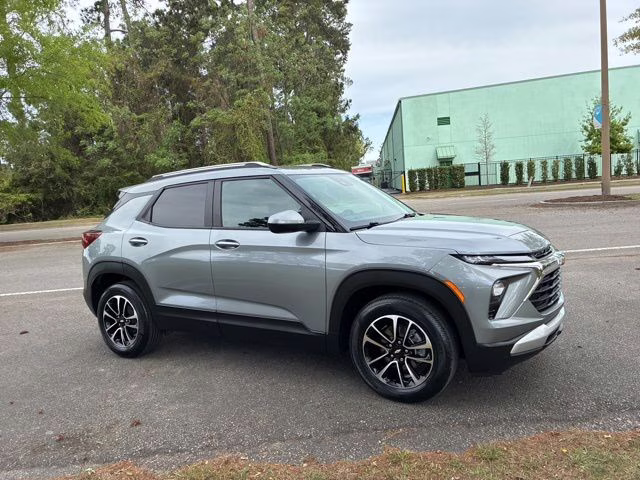 2024 Sterling Gray Metallic Chevrolet Trailblazer LT FWD SUV