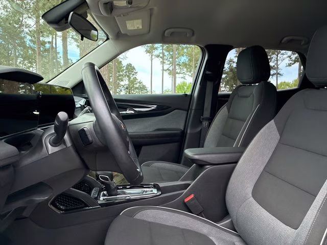 2024 Sterling Gray Metallic Chevrolet Trailblazer LT FWD SUV