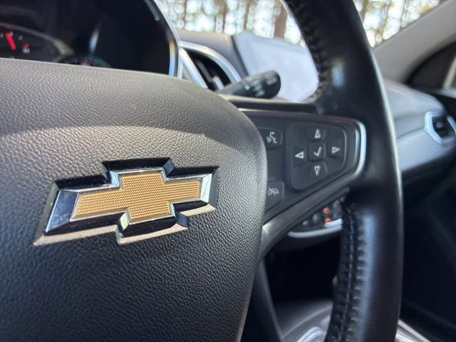 2022 Cherry Red Tintcoat Chevrolet Equinox LT AWD SUV