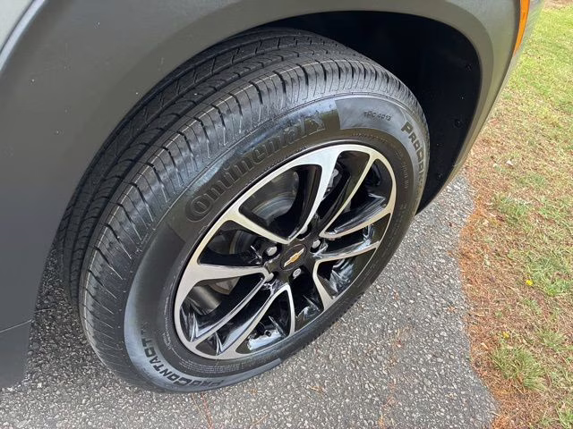 2024 Sterling Gray Metallic Chevrolet Trailblazer LT FWD SUV