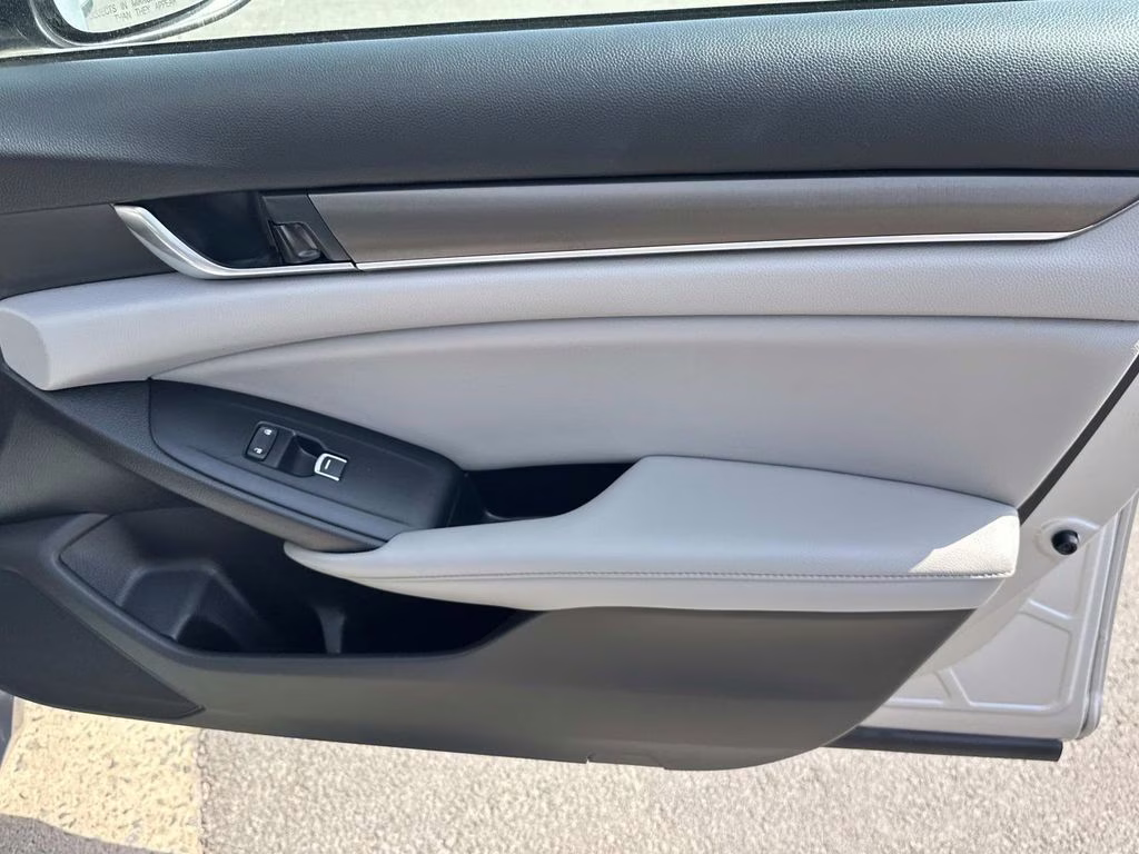 2019 Lunar Silver Metallic Honda Accord LX FWD Sedan