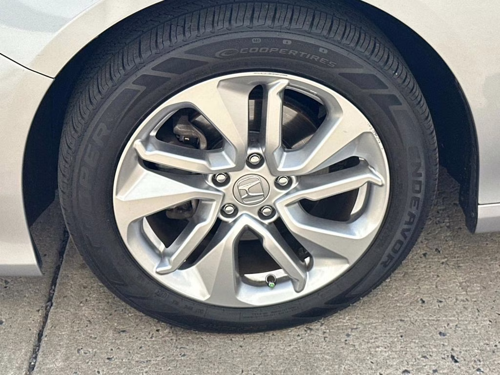 2019 Lunar Silver Metallic Honda Accord LX FWD Sedan
