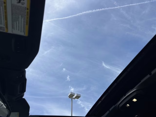 2025 Bright White Clearcoat Jeep Wrangler Rubicon 4X4 Convertible