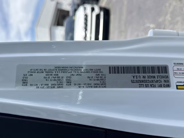 2025 Bright White Clearcoat Jeep Wrangler Rubicon 4X4 Convertible