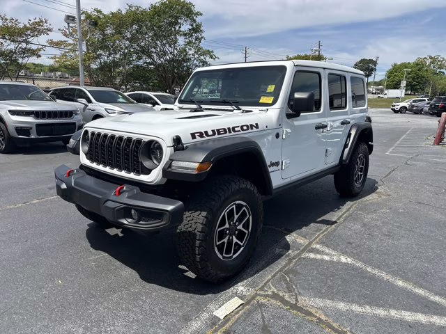 2025 Bright White Clearcoat Jeep Wrangler Rubicon 4X4 Convertible