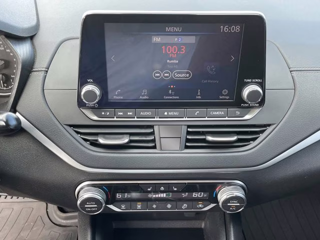 2019 Gun Metallic Nissan Altima 2.5 SV FWD Sedan