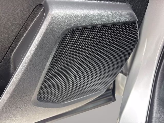 2022 Celestial Silver Metallic Toyota Highlander XLE AWD SUV