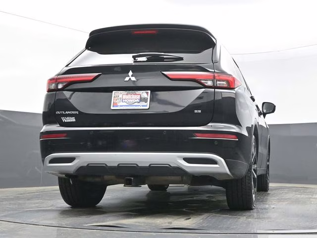 2022 Black Diamond Mitsubishi Outlander SE 4X4 SUV