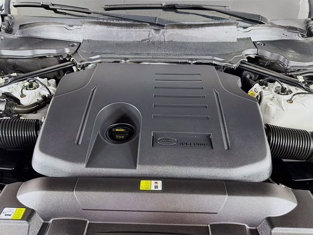 2021 Fuji White Land Rover Range Rover Sport HST AWD SUV