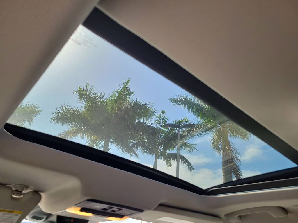 2022 Brilliant Silver Metallic Nissan Rogue Platinum AWD SUV