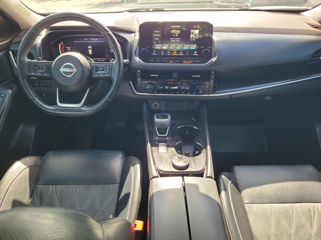 2022 Brilliant Silver Metallic Nissan Rogue Platinum AWD SUV