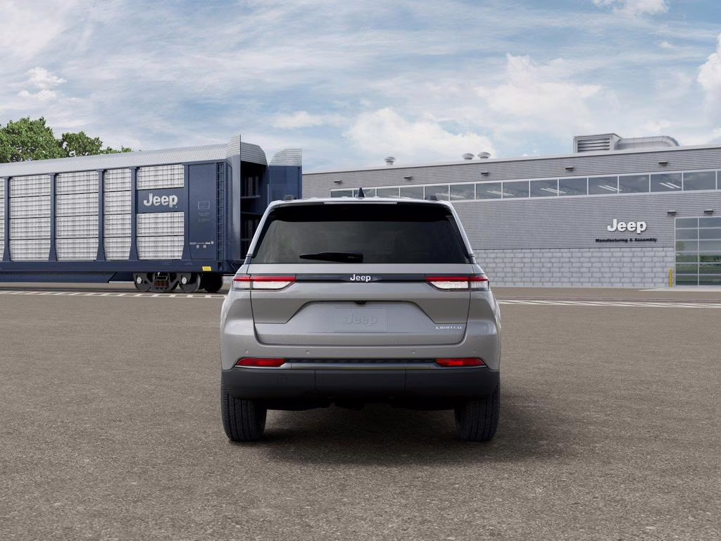 2026 Silver Zynith Jeep Grand Cherokee Limited RWD SUV