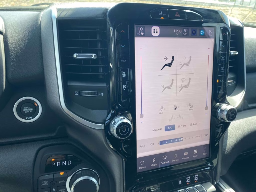 2026 Canyon Lake Ram 1500 Big Horn/Lone Star 4X4 Truck