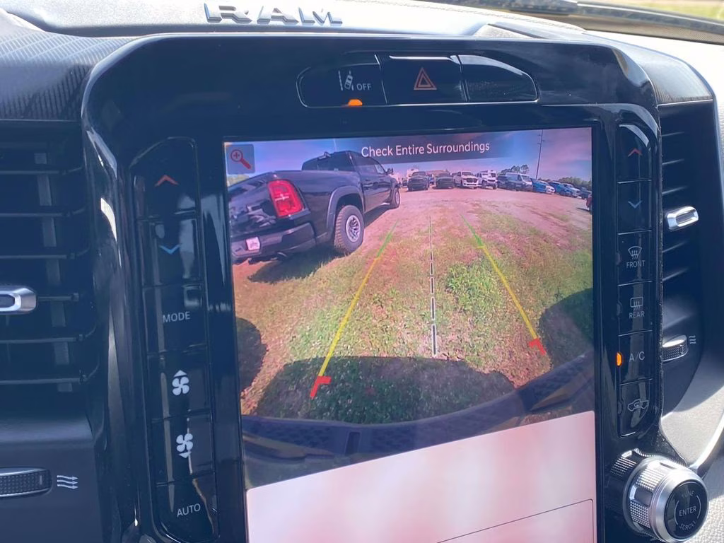 2026 Canyon Lake Ram 1500 Big Horn/Lone Star 4X4 Truck