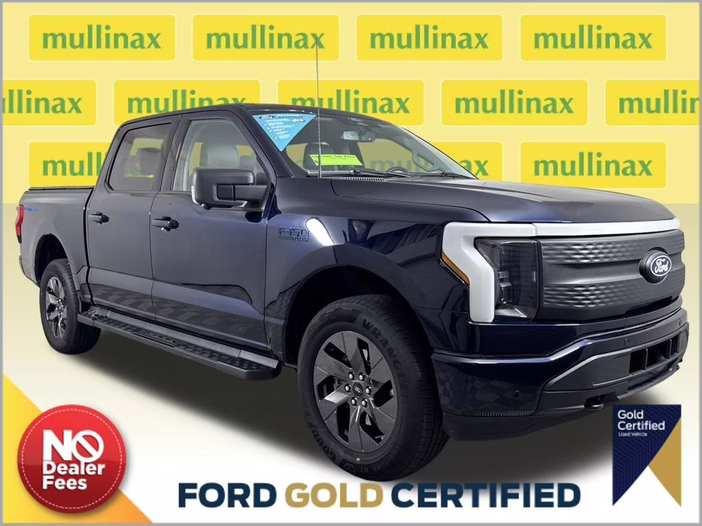 2025 Antimatter Blue Metallic Ford F-150 Lightning Flash AWD Truck