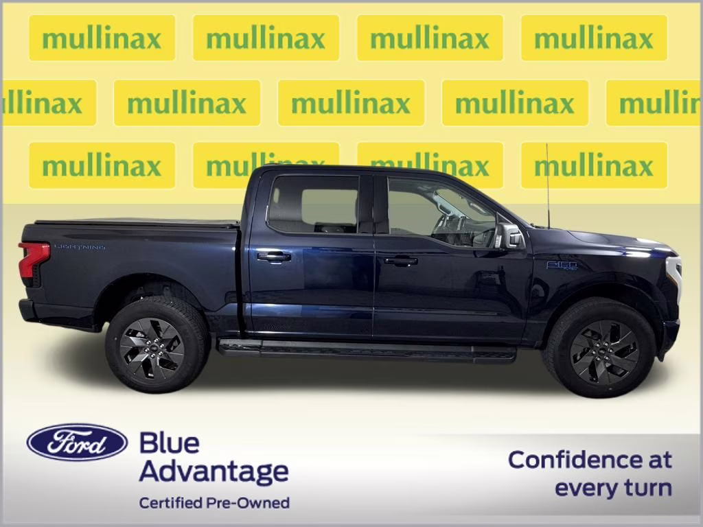 2025 Antimatter Blue Metallic Ford F-150 Lightning Flash AWD Truck