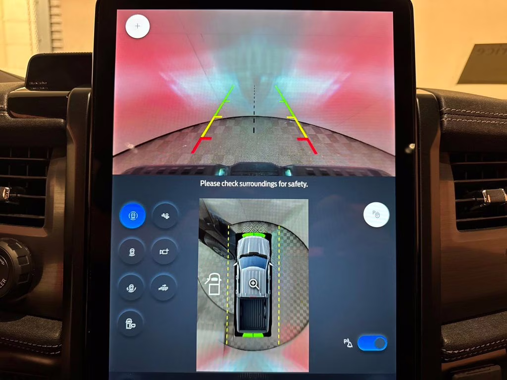 2025 Antimatter Blue Metallic Ford F-150 Lightning Flash AWD Truck