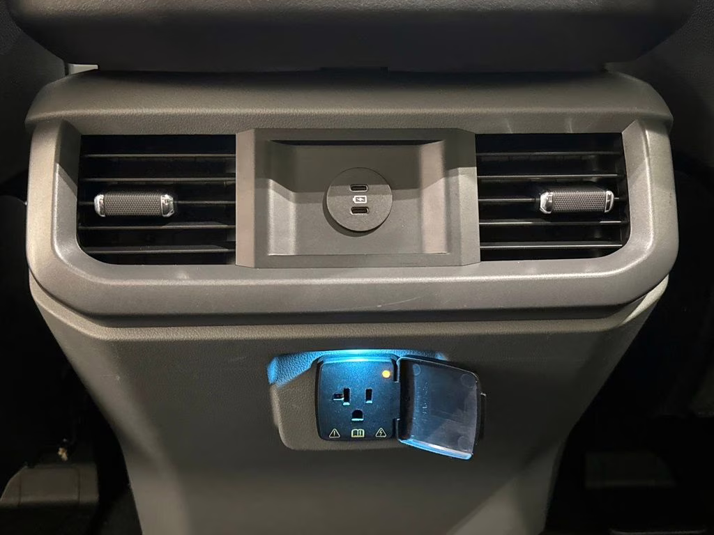 2025 Antimatter Blue Metallic Ford F-150 Lightning Flash AWD Truck