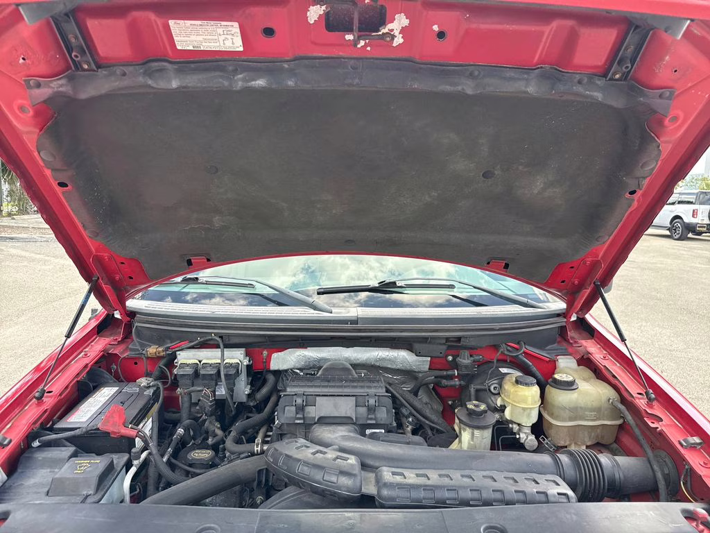 2006 Bright Red Clearcoat Ford F-150 XL RWD Truck