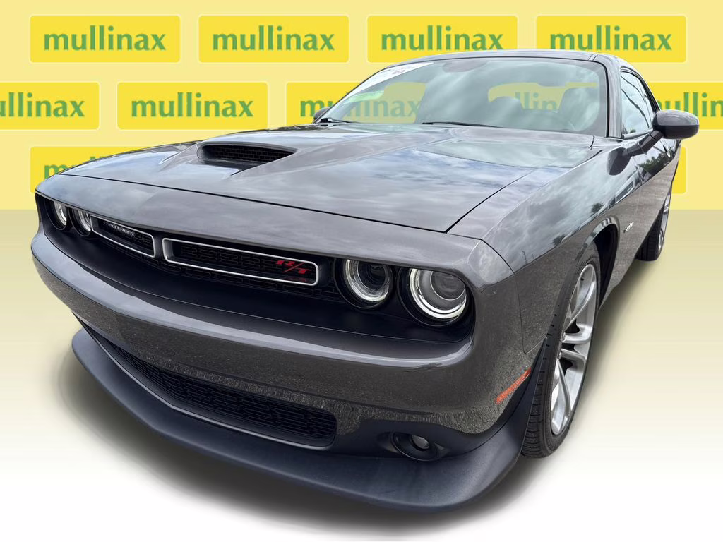2020 Granite Pearlcoat Dodge Challenger R/T RWD Coupe