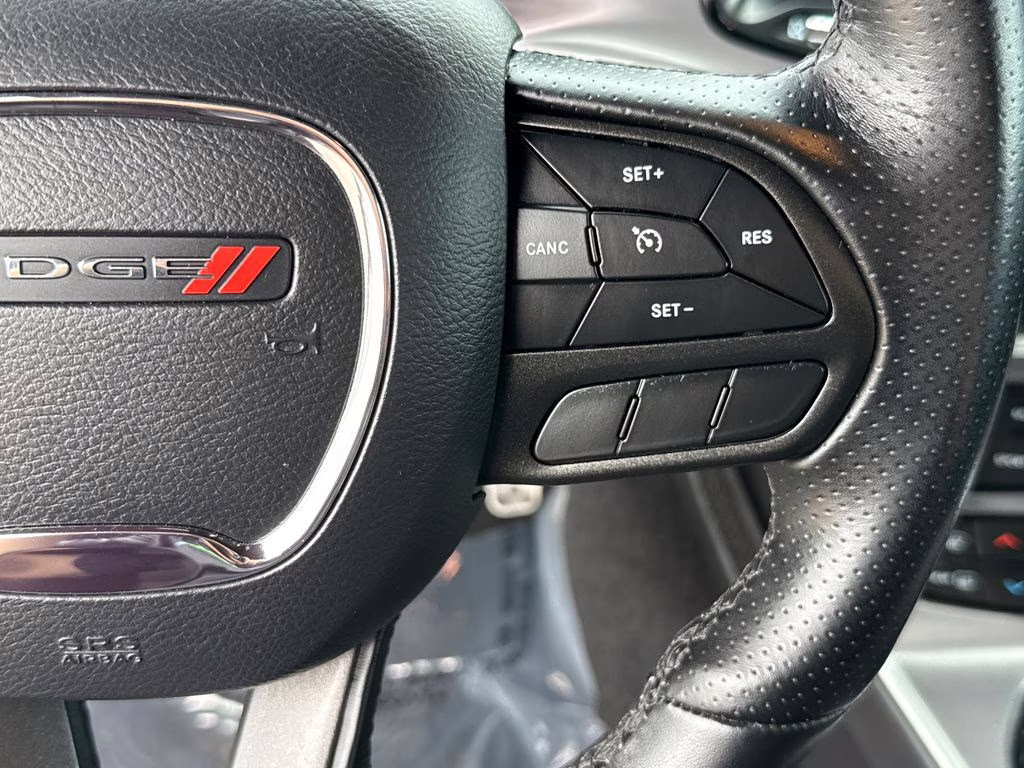 2020 Granite Pearlcoat Dodge Challenger R/T RWD Coupe