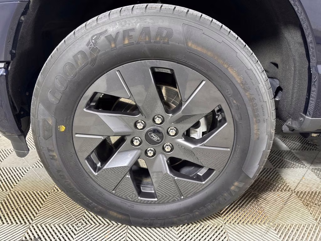 2025 Antimatter Blue Metallic Ford F-150 Lightning Flash AWD Truck