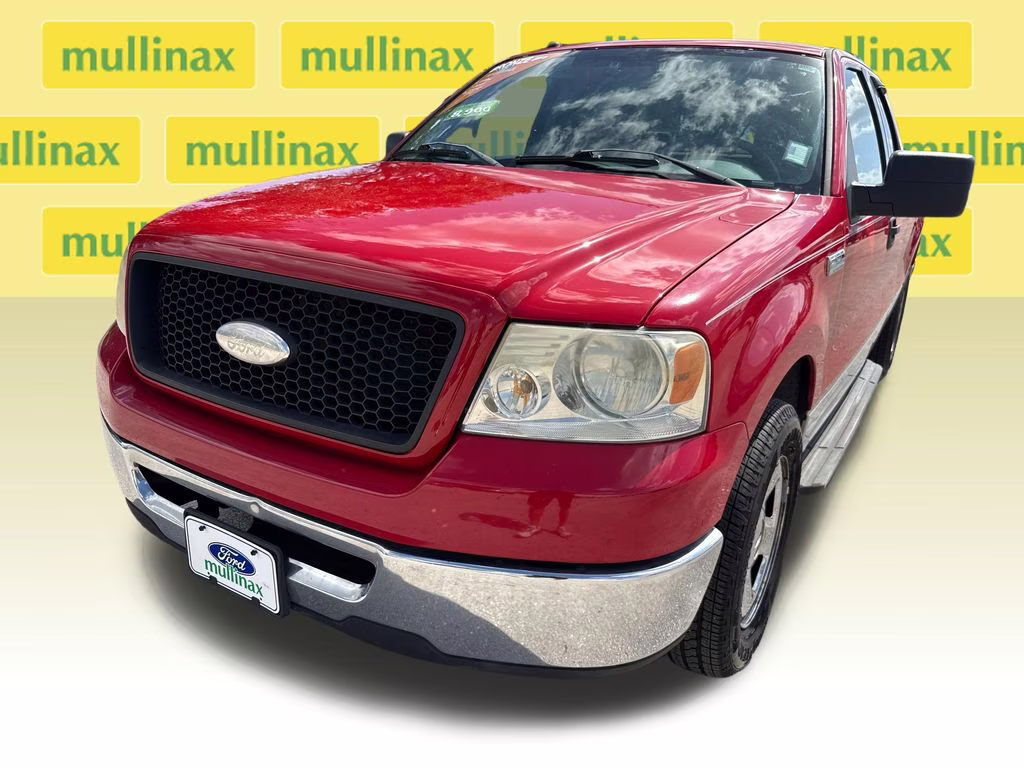 2006 Bright Red Clearcoat Ford F-150 XL RWD Truck