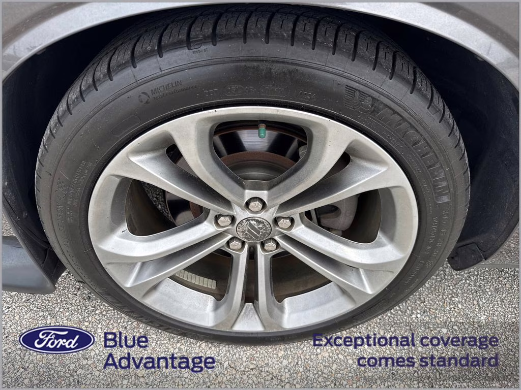 2020 Granite Pearlcoat Dodge Challenger R/T RWD Coupe