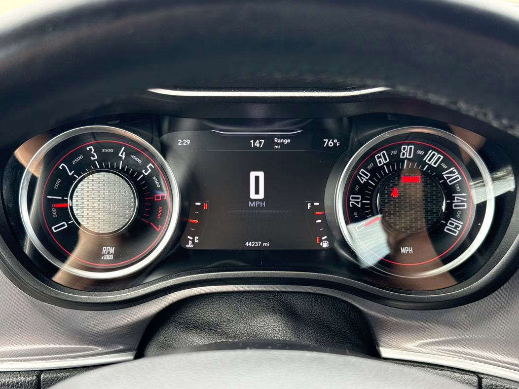 2020 Granite Pearlcoat Dodge Challenger R/T RWD Coupe