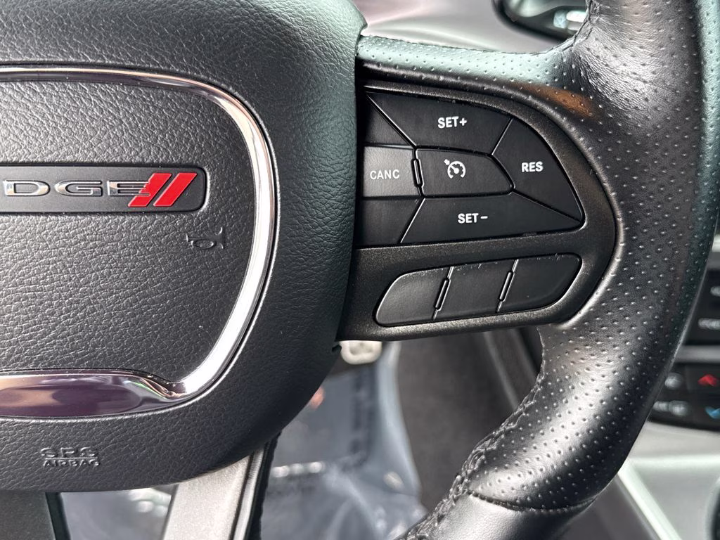 2020 Granite Pearlcoat Dodge Challenger R/T RWD Coupe