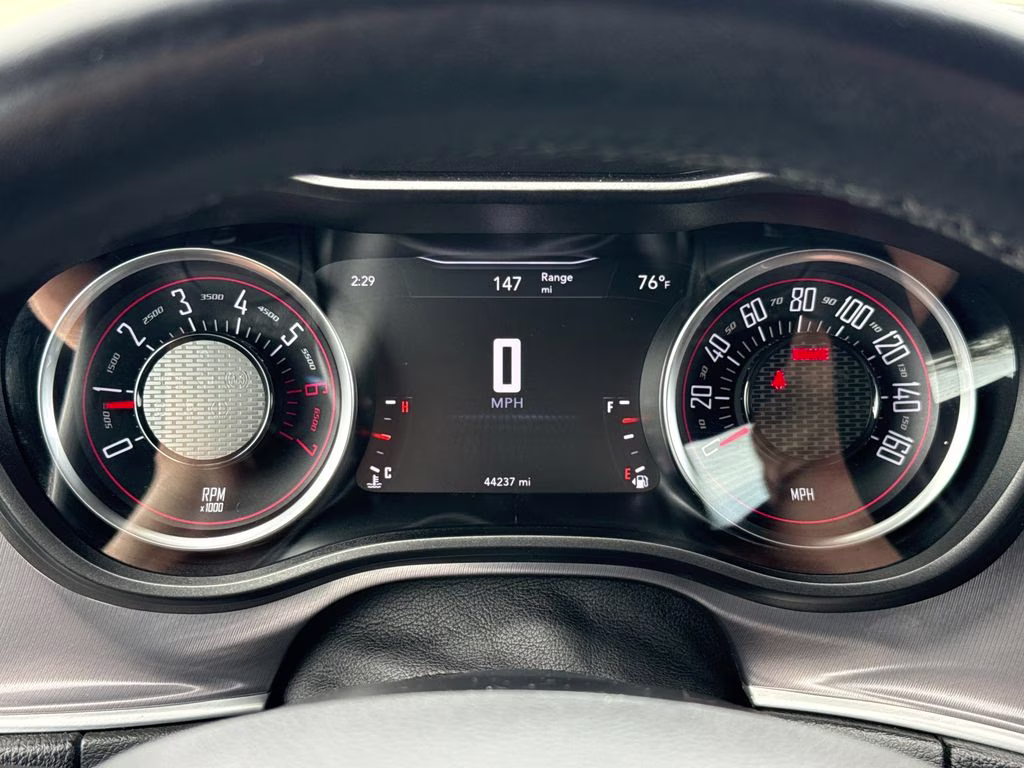 2020 Granite Pearlcoat Dodge Challenger R/T RWD Coupe