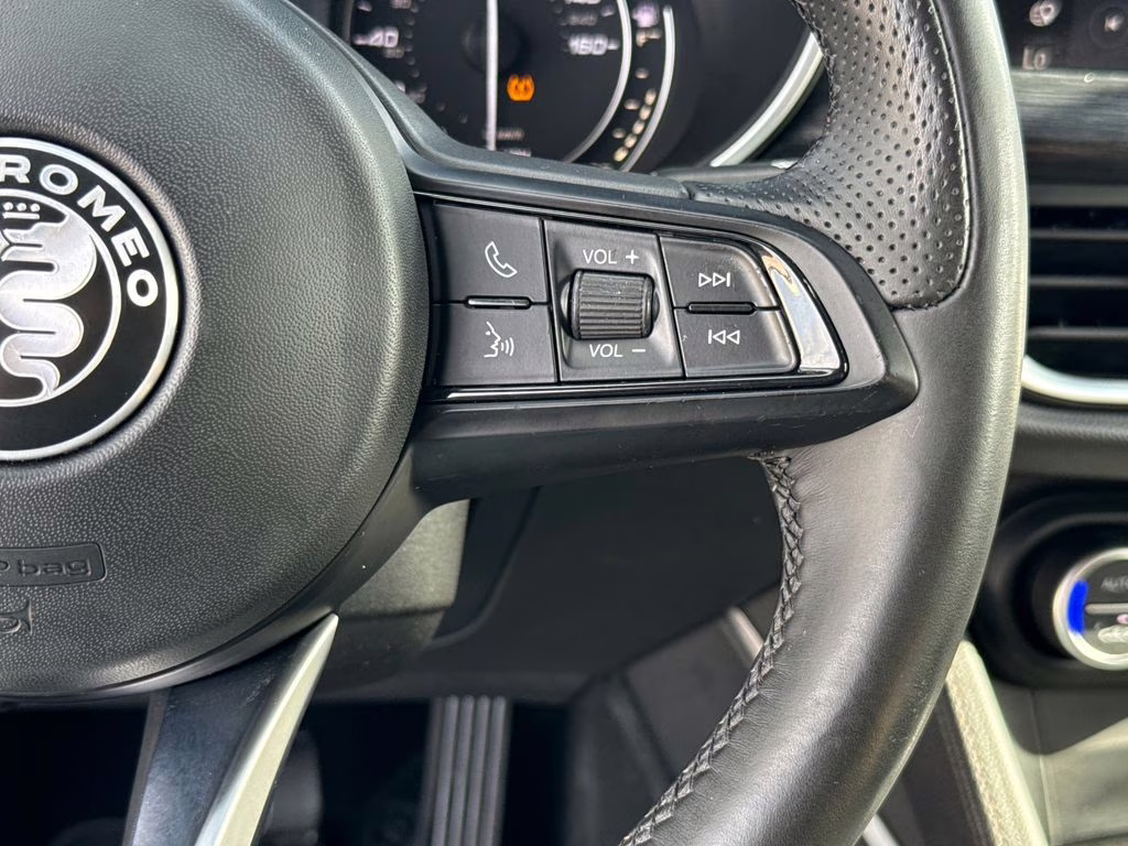 2021 Vulcano Black Metallic Alfa Romeo Stelvio Sprint RWD SUV