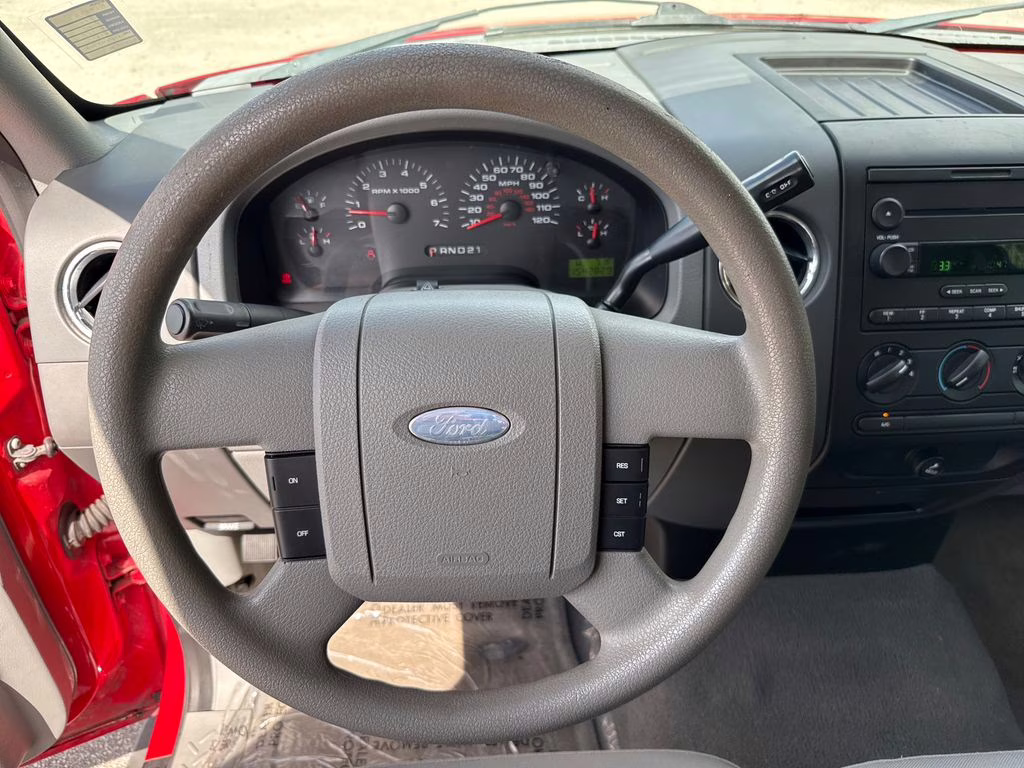 2006 Bright Red Clearcoat Ford F-150 XL RWD Truck