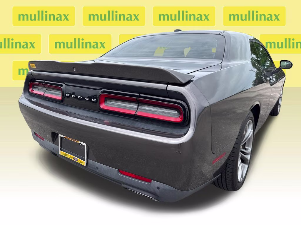 2020 Granite Pearlcoat Dodge Challenger R/T RWD Coupe