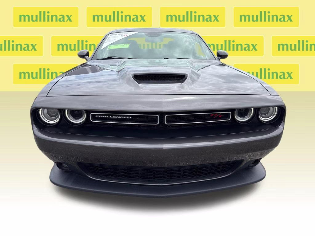 2020 Granite Pearlcoat Dodge Challenger R/T RWD Coupe