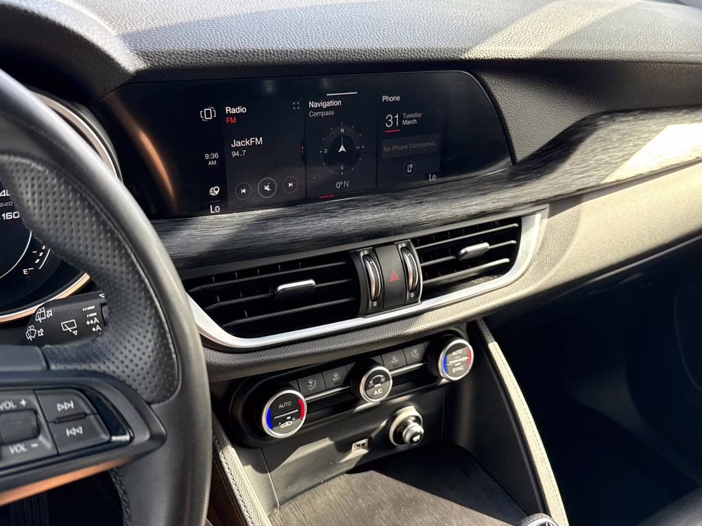 2021 Vulcano Black Metallic Alfa Romeo Stelvio Sprint RWD SUV