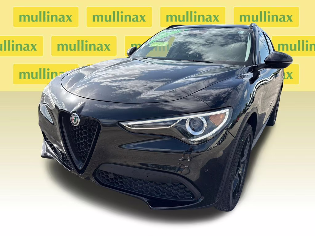 2021 Vulcano Black Metallic Alfa Romeo Stelvio Sprint RWD SUV