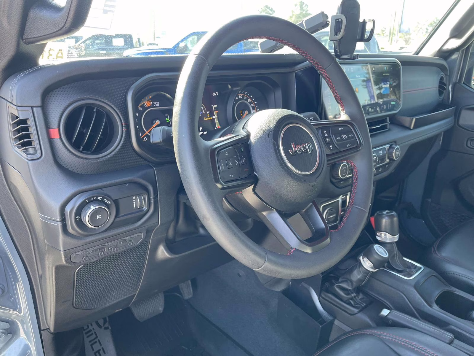 2024 Anvil Clear Coat Jeep Wrangler Rubicon X 4X4 SUV