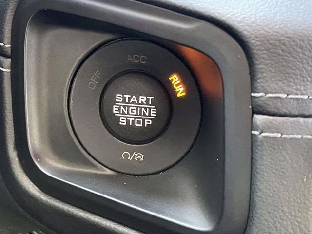 2024 Anvil Clear Coat Jeep Wrangler Rubicon X 4X4 SUV