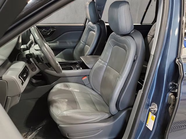 2020 Blue Diamond Metallic Lincoln Aviator Reserve AWD SUV