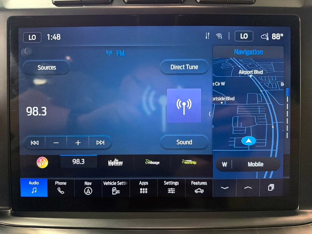 2024 Black Metallic Ford Super Duty F-250 SRW Lariat 4X4 Truck