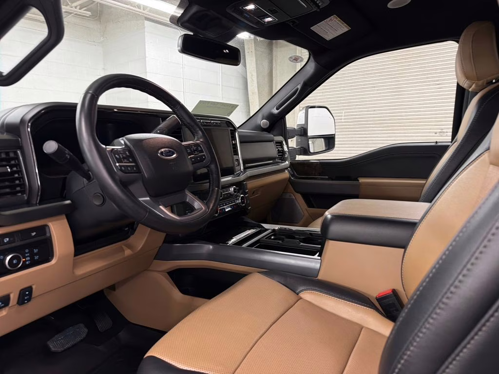 2024 Black Metallic Ford Super Duty F-250 SRW Lariat 4X4 Truck