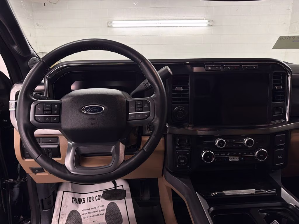 2024 Black Metallic Ford Super Duty F-250 SRW Lariat 4X4 Truck